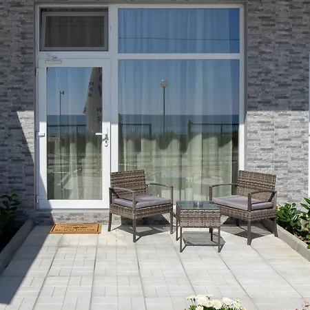 Paradise View Къща за гости Шкорпиловци